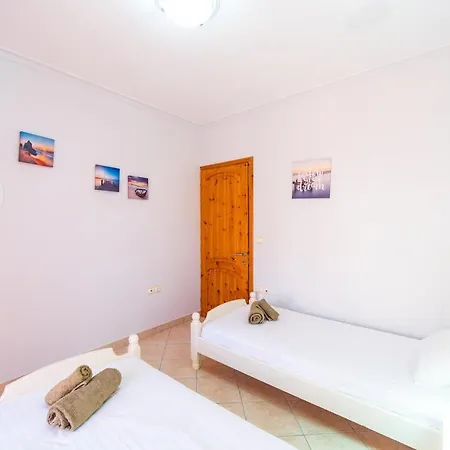 Nyaraló Panorama House Petritis Petrití